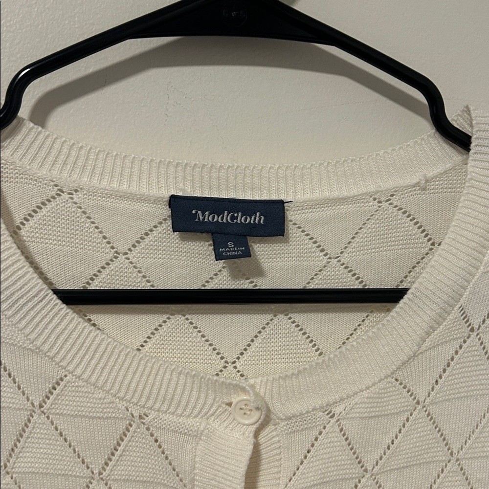 ModCloth White Knit Cardigan Size Small - Picture 2 of 4